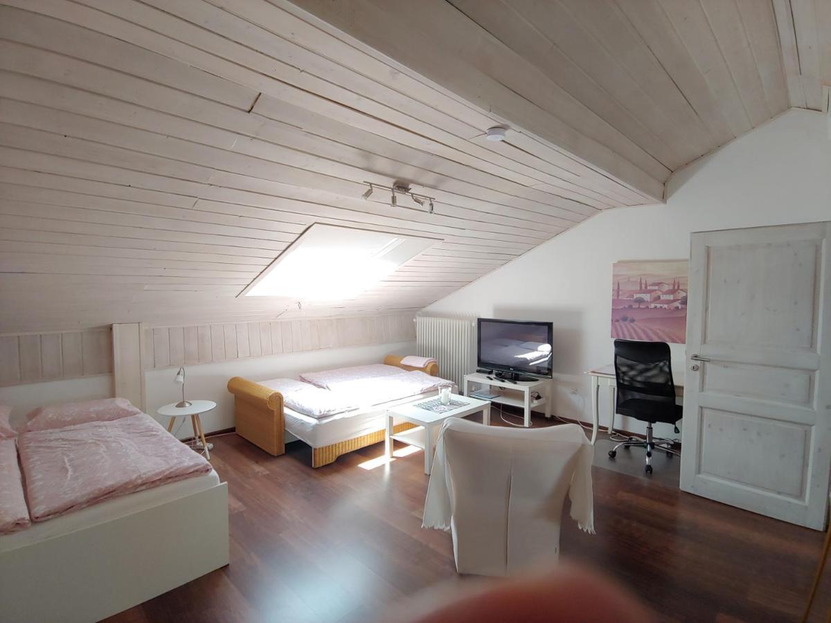 Modernes Apartment Zum Wohlfuehlen 科尔伯莫尔 外观 照片