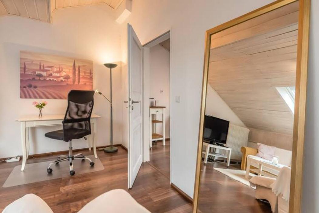 Modernes Apartment Zum Wohlfuehlen 科尔伯莫尔 外观 照片